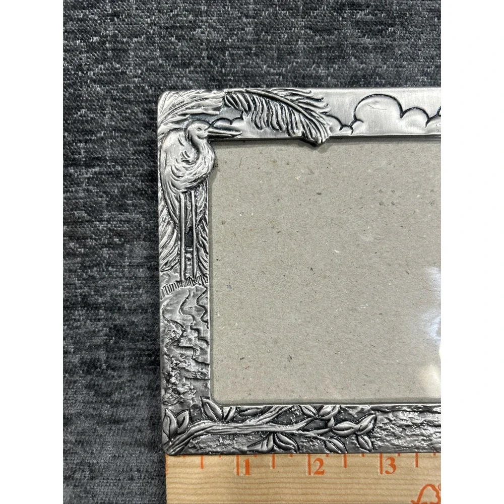 VTG MISTCO Silver Tone Heron Egret Bird Pic Frame Made in Taiwan Tropical 3.5x5